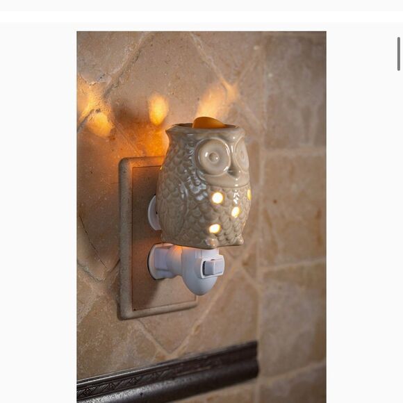 Wax Warmer Owl Plug In Scented Home Fragrance Essential Oils Melts Night Light - Picture 4 of 7